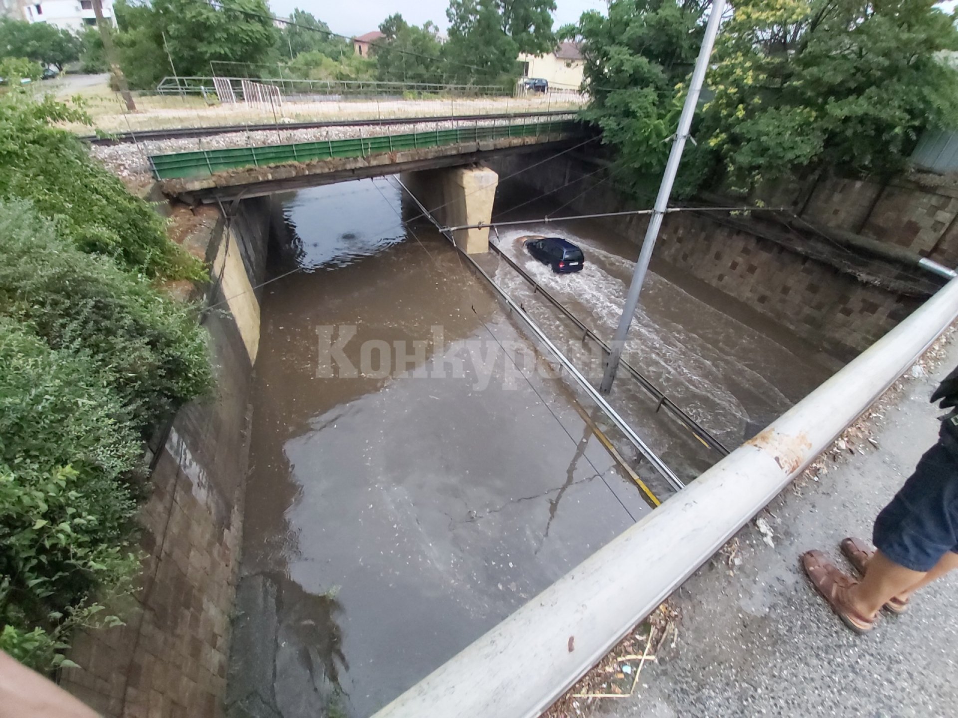 Водна стихия се стовари над Враца, страшно е! ВИДЕО