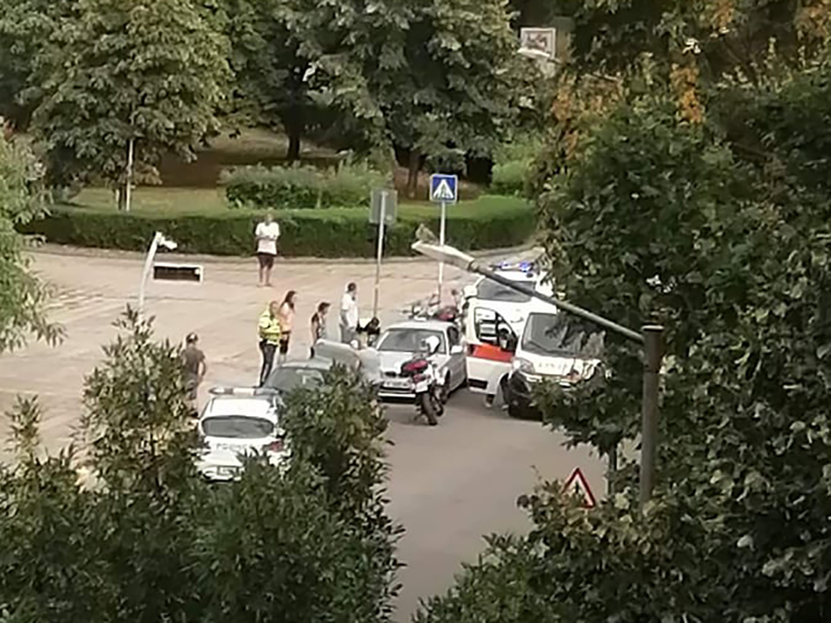 Нова трагедия на пешеходна! Шофьор блъсна две 11-годишни момиченца в Бургас