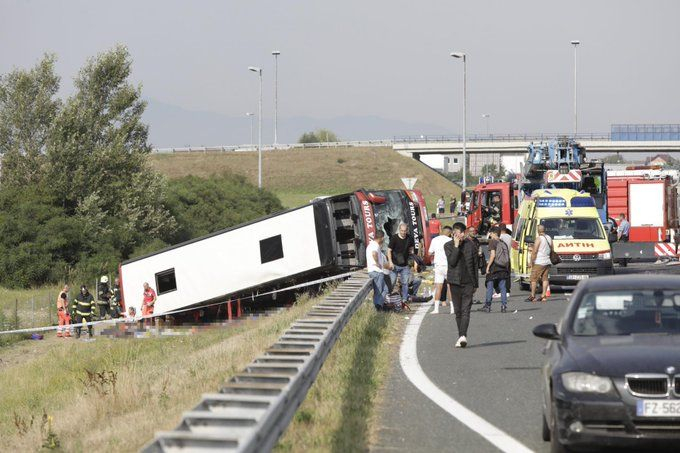 Десетки загинали и над 30 ранени при зверска автобусна катастрофа в Хърватия