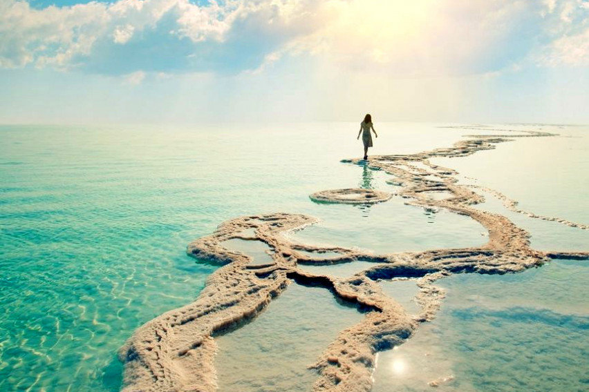 7 факта за Мъртво море, в което никой не може да потъне
