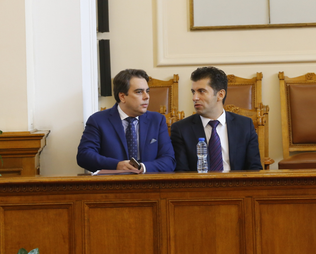 Министър на Радев каза би ли подкрепил проекта на Петков и Василев