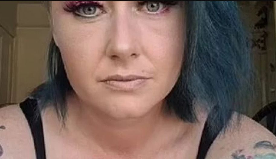 Жена смени цвета на косата си и преживя най-страшния кошмар  