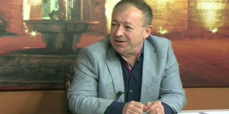 Правосъдният министър на ИТН култов: Хаджигенов, ако иска да ражда и да кърми, аз не ВИДЕО