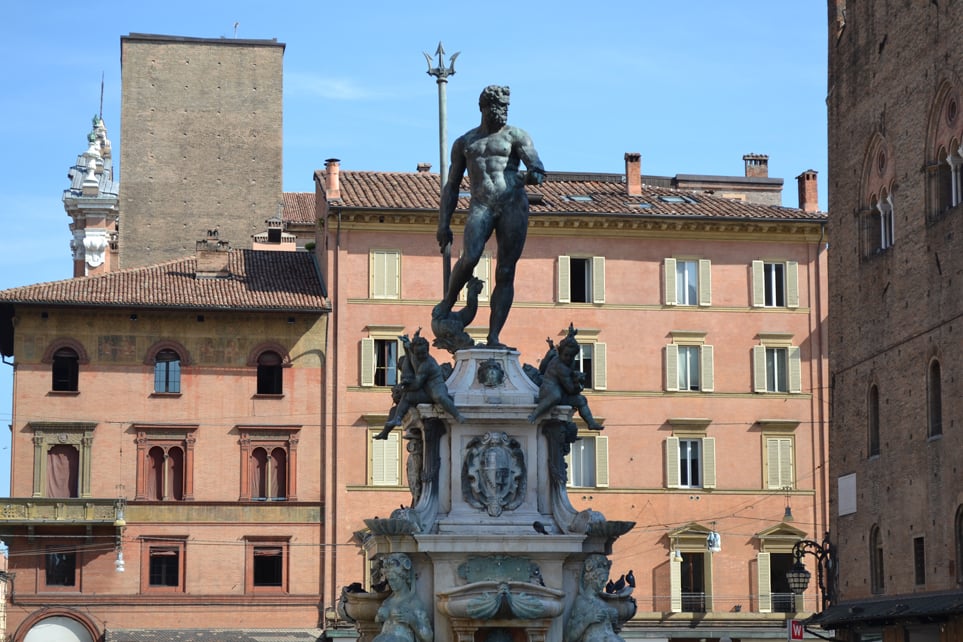 5 туристи се съблякоха и сториха нещо шокиращо в Италия