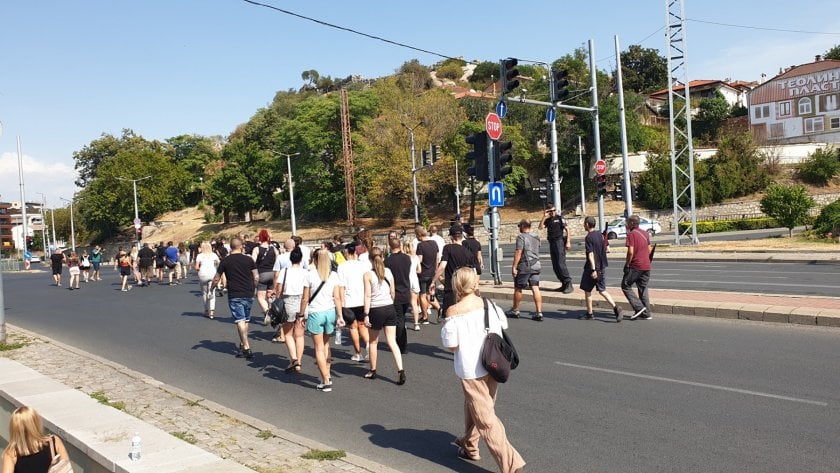 Напрежението ескалира: Протести и блокади в 3 големи български града! Ето какво се случва СНИМКИ