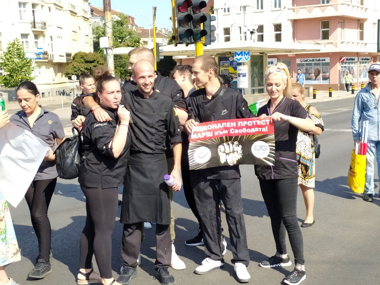 Напрежението ескалира: Протести и блокади в 3 големи български града! Ето какво се случва СНИМКИ