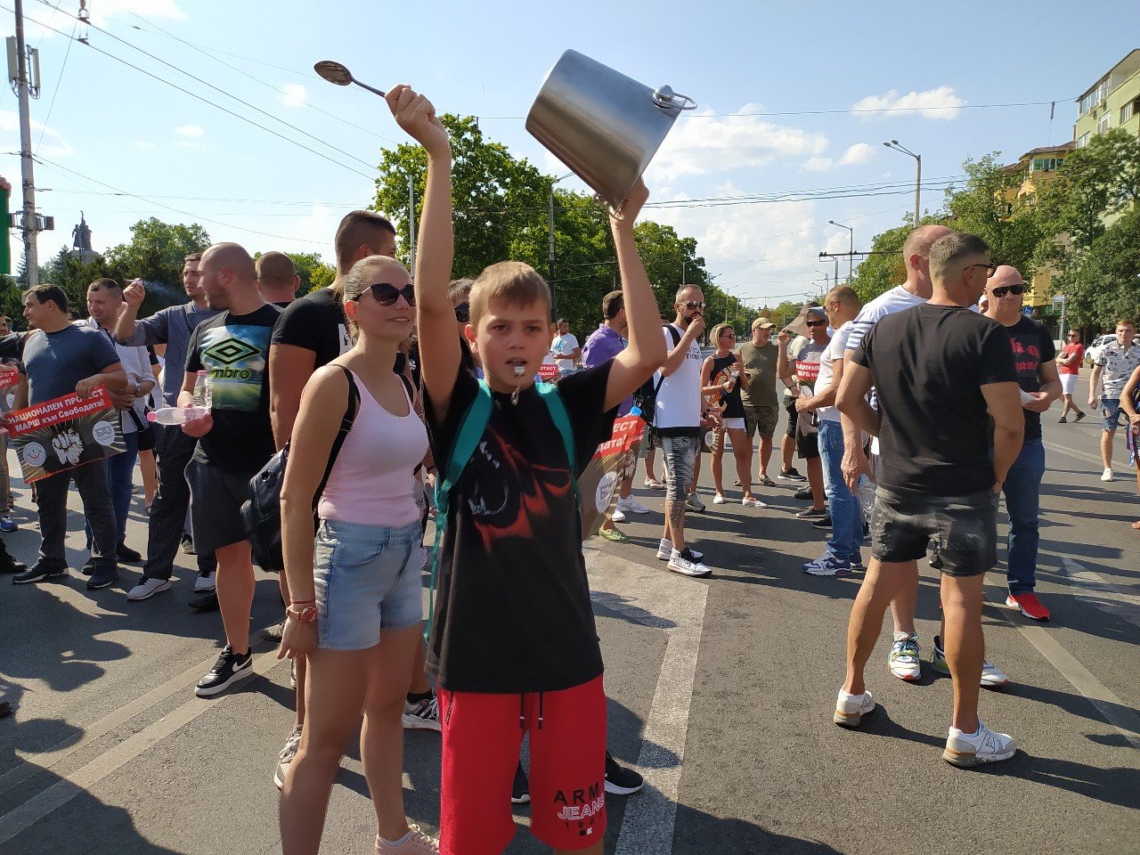 Напрежението ескалира: Протести и блокади в 3 големи български града! Ето какво се случва СНИМКИ