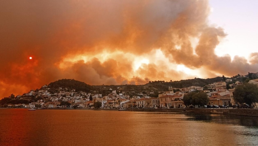 Гърция вече има министър на... пожарите