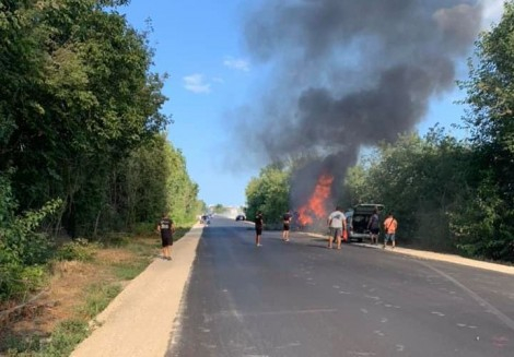 Ужасен инцидент: Шофьор изгоря жив в колата си след катастрофа до Варна СНИМКА 18+