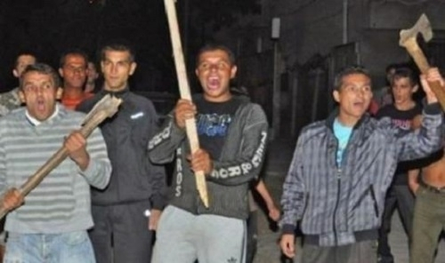 Цигани се млатиха на убиване в ромската махала в Малорад