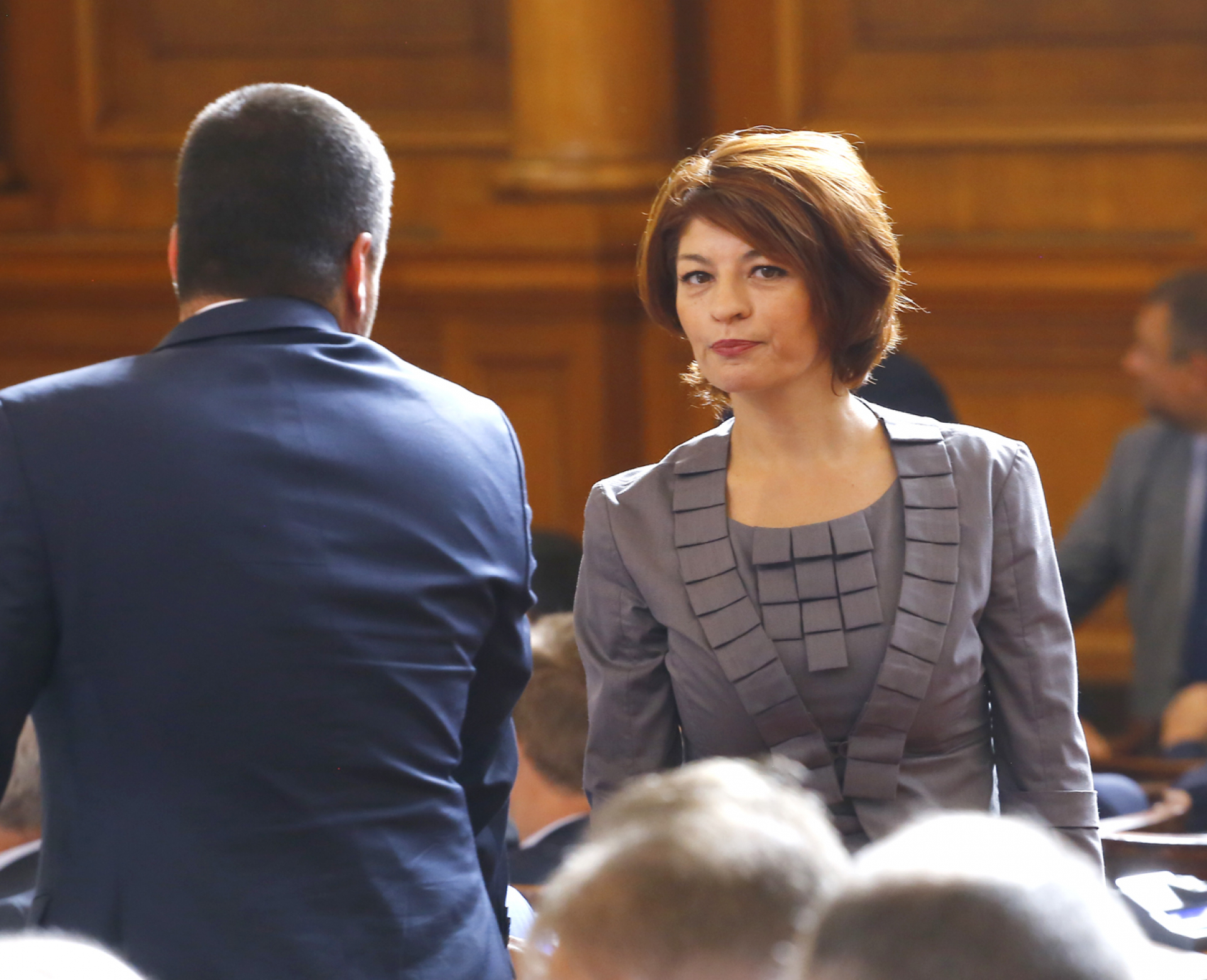 Десислава Атанасова сложи край на политическа спекулация за ГЕРБ и ПП