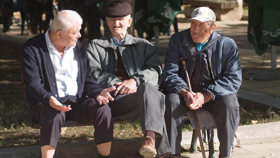Тайната падна: Разкриха кои са пенсионерите с най-големите пенсии