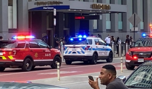 Кървава стрелба в Чикаго спря всички влакове СНИМКИ