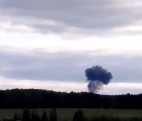 Екшън в небето: СУ-24 се разби в Русия ВИДЕО