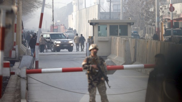 САЩ казаха дали талибаните контролират части от летището в Кабул