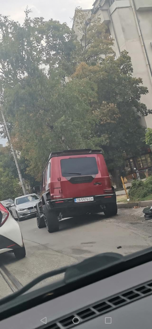 Джип размаза Ауди на Кошарите ВИДЕО