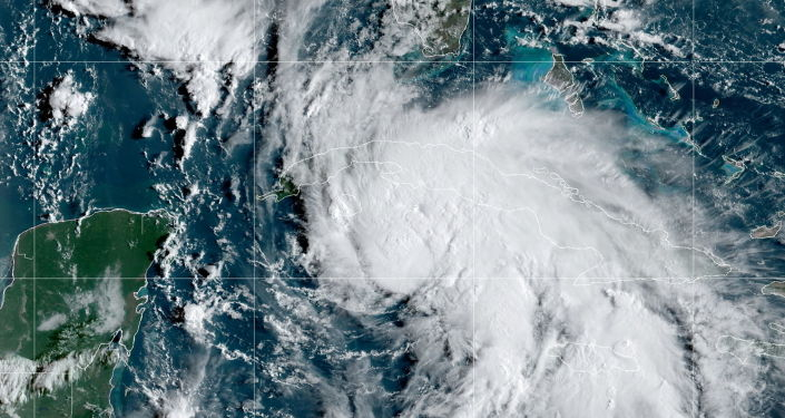 Страшни КАДРИ показват как ураганът Айда помита бреговете на Луизиана