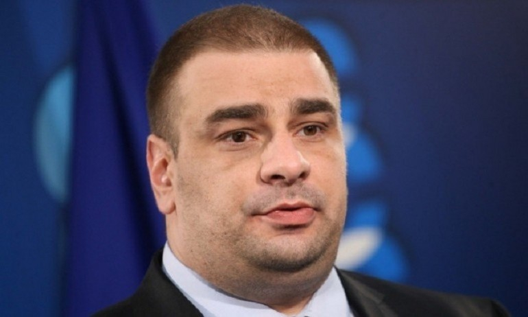 Борис Марков: Нинова и Петков ще се избият с невиждана жестокост