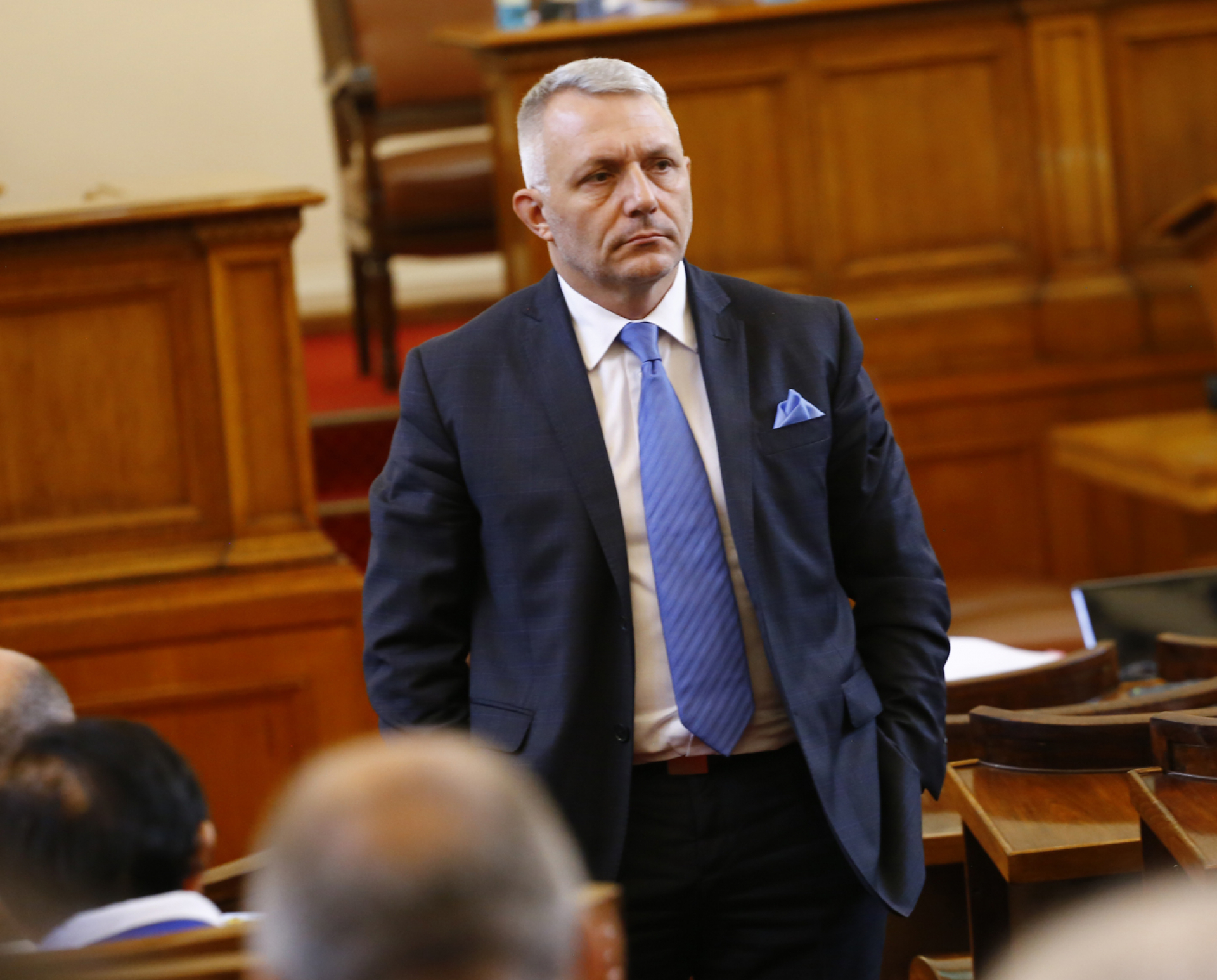 Адв. Хаджигенов проговори как смята да се промъкне в парламента
