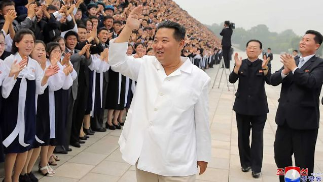Неузнаваем: Ким Чен Ун се стопи, какво се случва с вожда на КНДР ВИДЕО