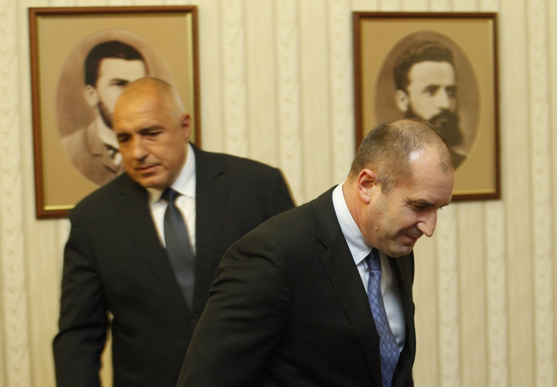 Депутат заплаши Радев с главния прокурор след заканата на президента към Борисов!