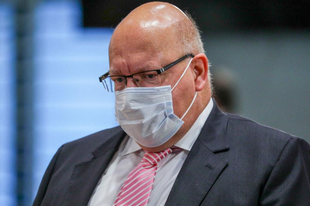 Германският министър на икономиката откаран спешно в болница