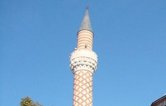 Вдигат джамия в 2 защитени зони край Гоце Делчев