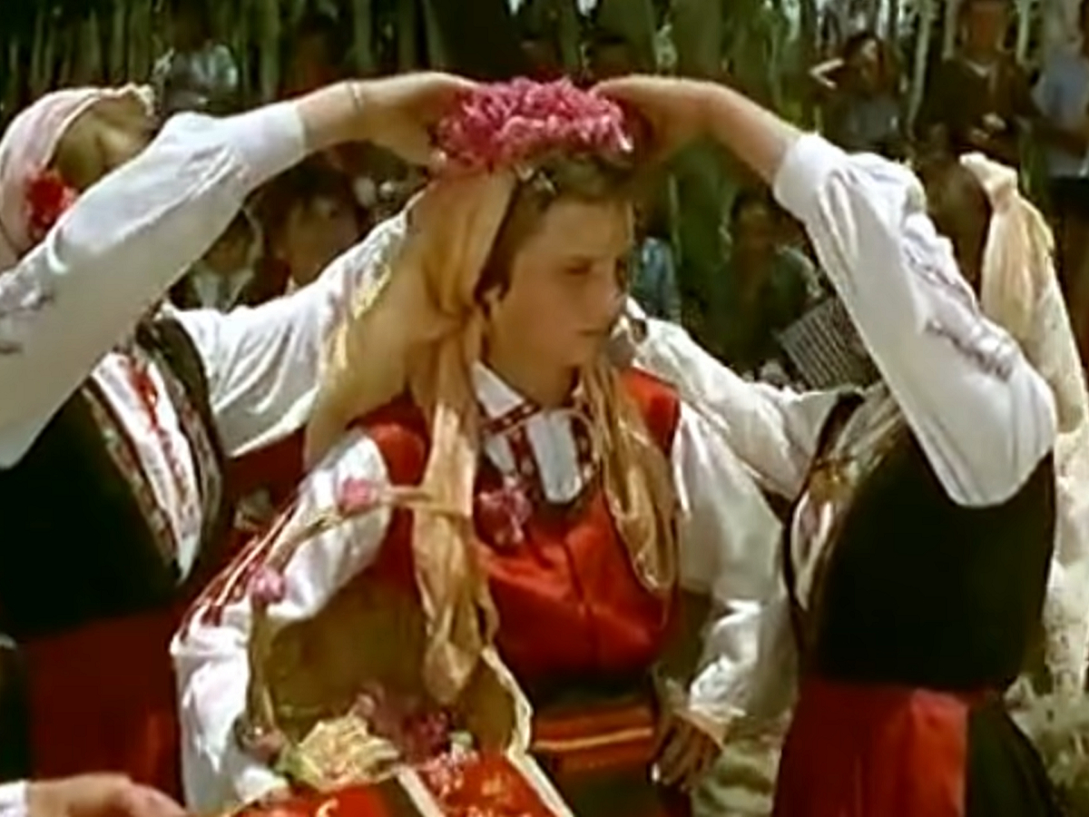 Уникално британско ВИДЕО от 1965 г. за България „скри шапката“ на цял свят