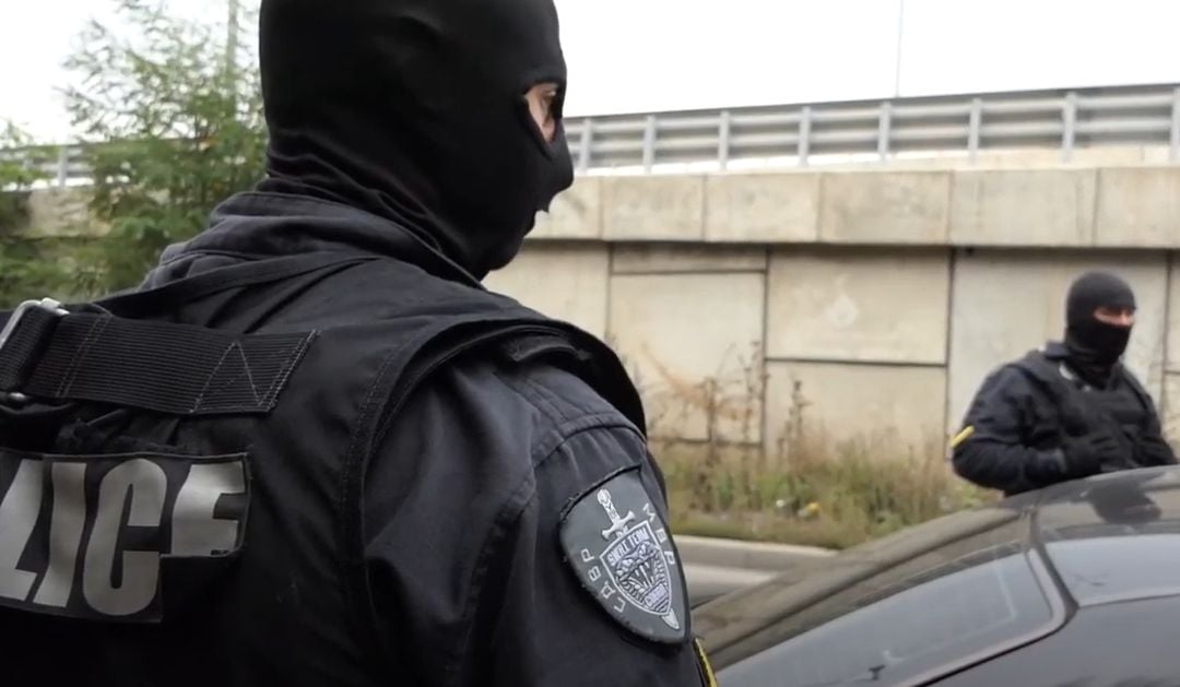 Зрелищно ВИДЕО с разбити коли при ареста на бандата за обири и грабежи в София