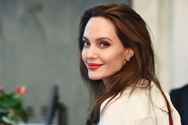 Анджелина Джоли ужаси всички с вида си СНИМКИ