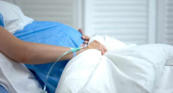 Страшни разкрития за лечението на бременната жена, починала от К-19 в Пловдив 