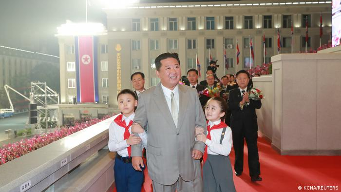 Какво става в Северна Корея? Светът притаи дъх