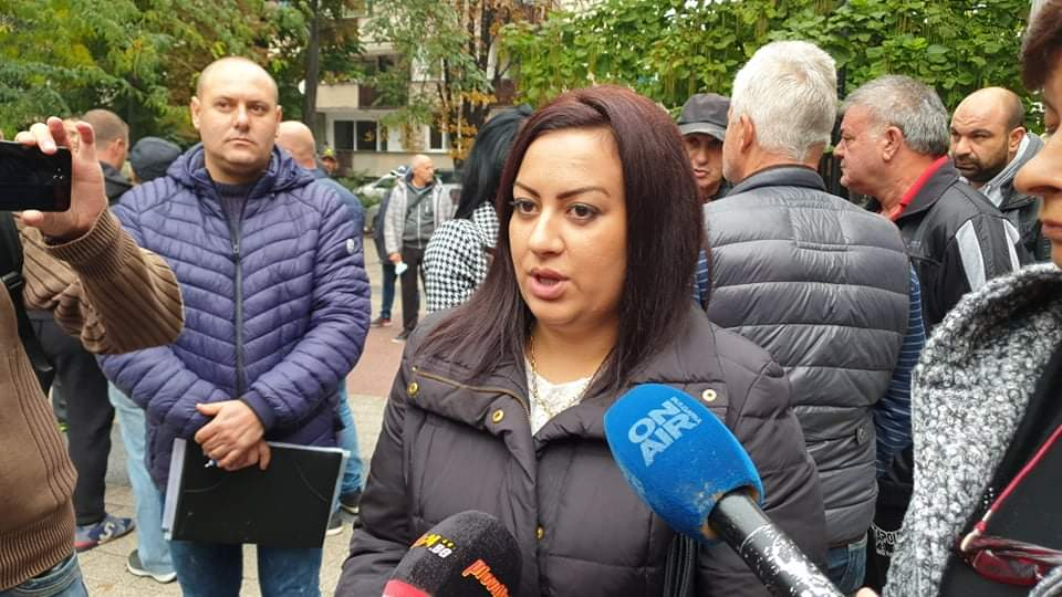 БЛИЦ ТВ: Дъщерята на Машора: Затворите в Гърция са пълни с невинни българи 