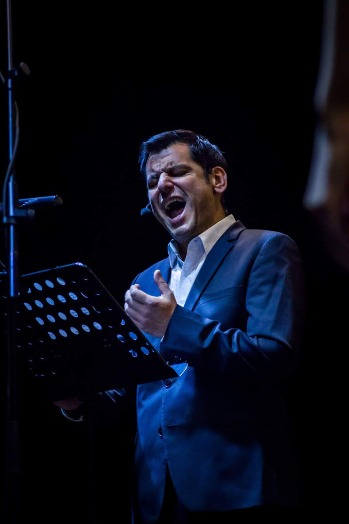 Тенорът Георги Султанов: В България има огромна криза за музиканти