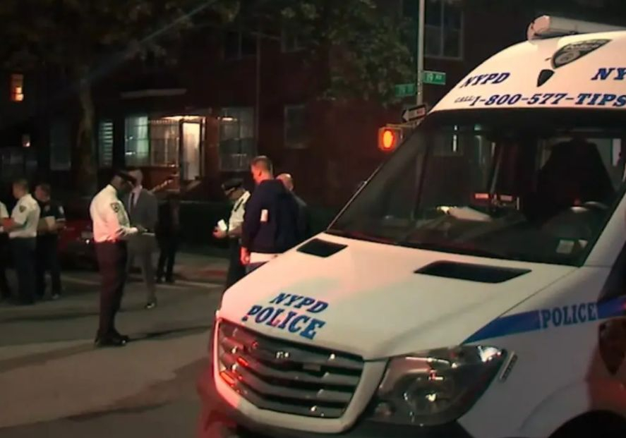 Касапница в Ню Йорк, полицайка простреля любовницата си и уби друга жена