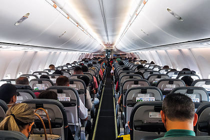 Пътничка на самолет разкри как да получите безплатно допълнително място в самолета