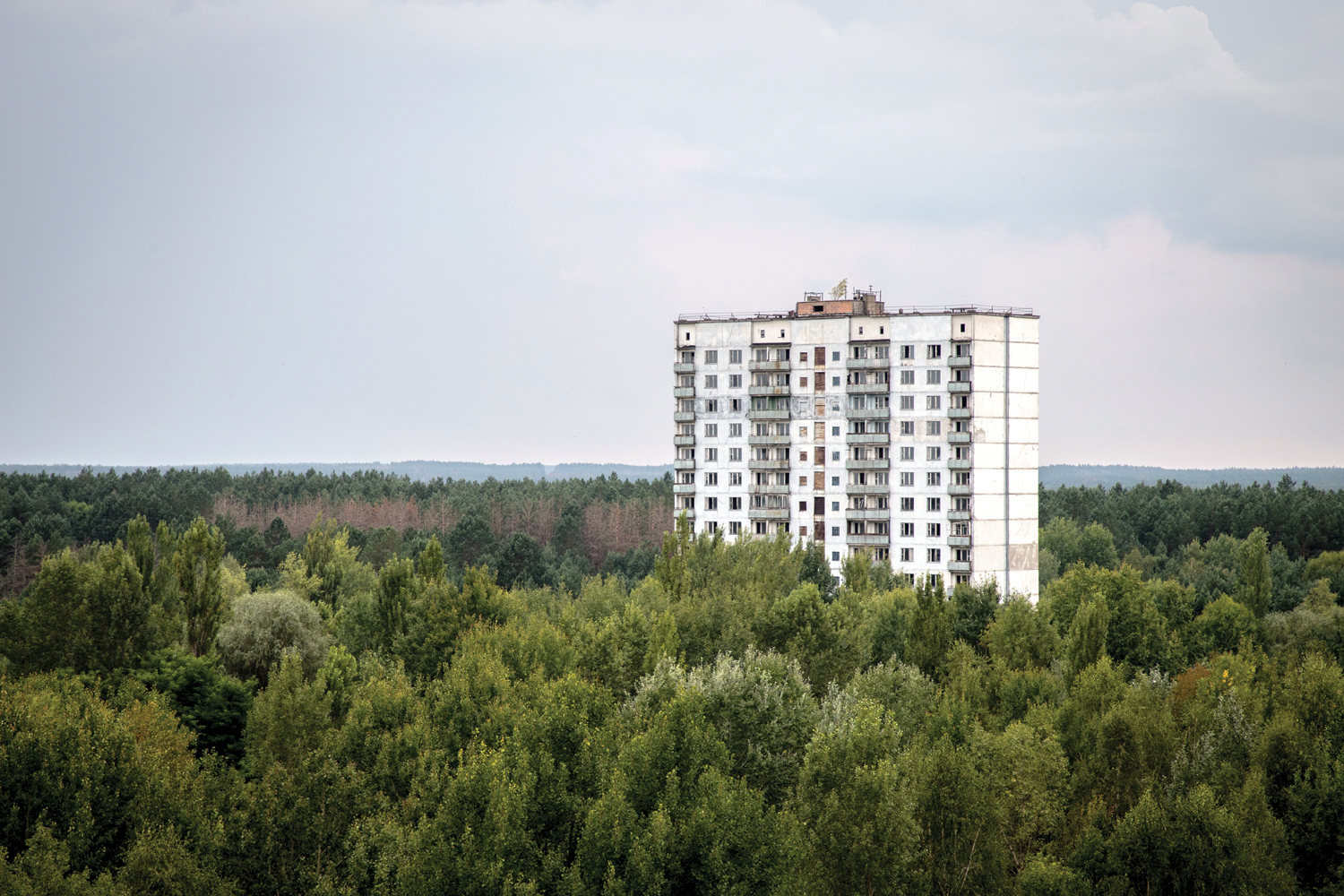 Зеленски към света: Направете радиоактивния "Чернобил" "туристически магнит"