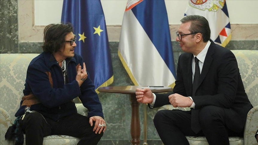 Сръбският президент се срещна в Белград с Джони Деп ВИДЕО