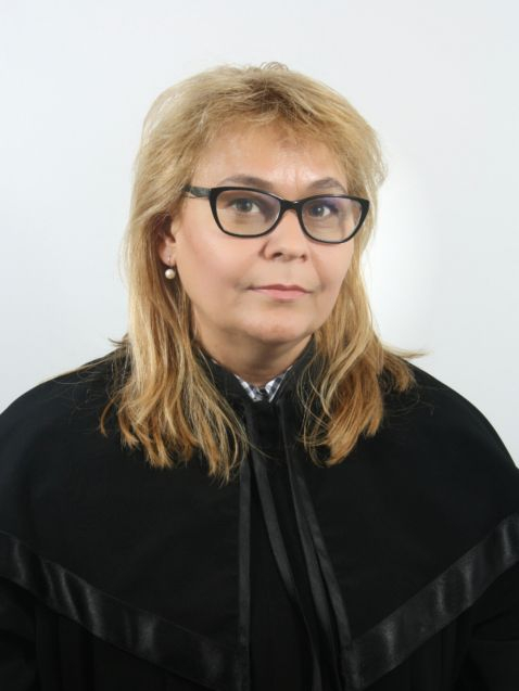 Арогантното политизиране на българския съд