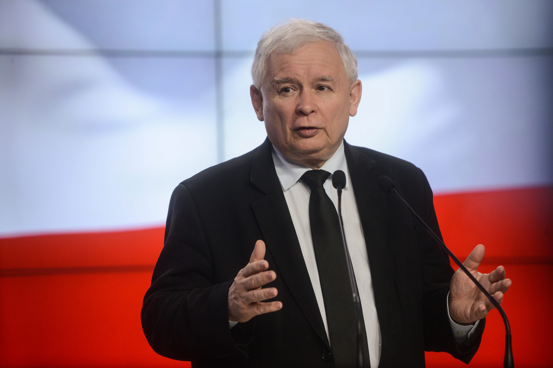Качински обвини ЕС в опит за смяна на властта в Полша