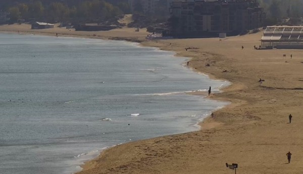 Такова чудо по родните плажове в края на октомври не се вижда всеки ден СНИМКИ 