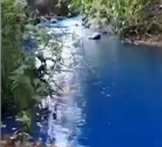 Река в пловдивско село смени цвета си ВИДЕО 