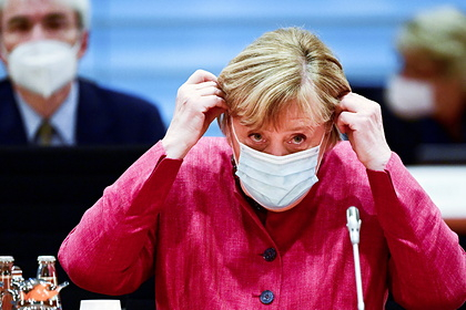 Меркел разкри тайното значение на тоалетите си 