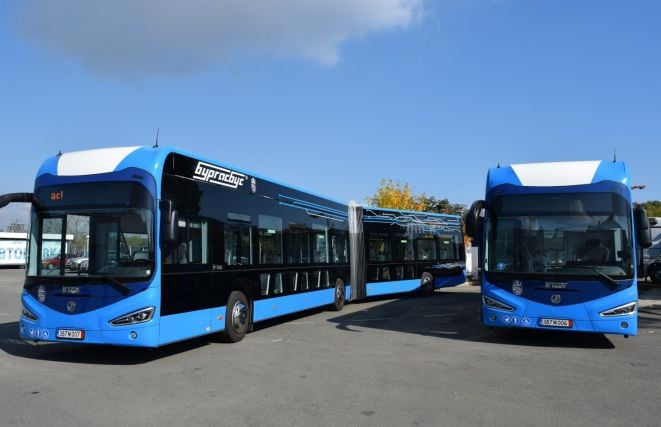 Представиха първите нови електрически автобуси на Бургас