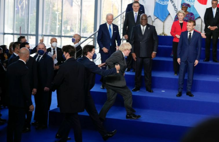 Инфарктна ситуация на Г-20: Борис Джонсън се нахвърли свирепо на Макрон, стигна се до... СНИМКИ