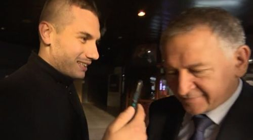 Екшън: Недоволни заградиха Кацаров на входа на bTV, а той заговори за...