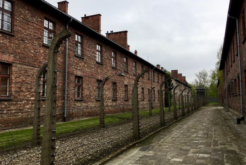 Фабриките на смъртта: Най-страшните концентрационни лагери СНИМКИ
