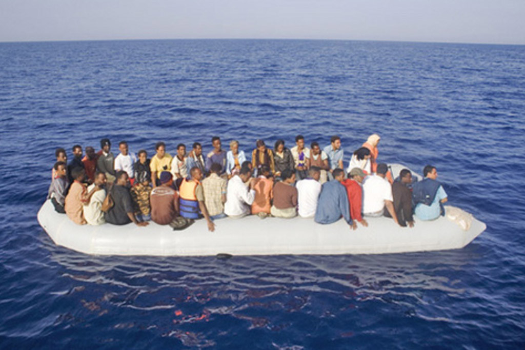 Жестока трагедия: 33-ма мигранти се удавиха в опит да стигнат до свободата