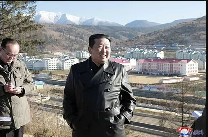 Ким Чен Ун скова КНДР с нова тежка забрана