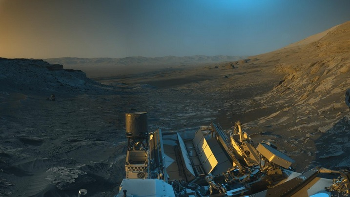 Curiosity изпрати невиждани досега снимки от Марс, изненадата е огромна